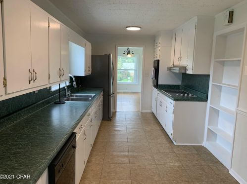 2940 Dogwood St, Marianna FL  32446-3215 exterior