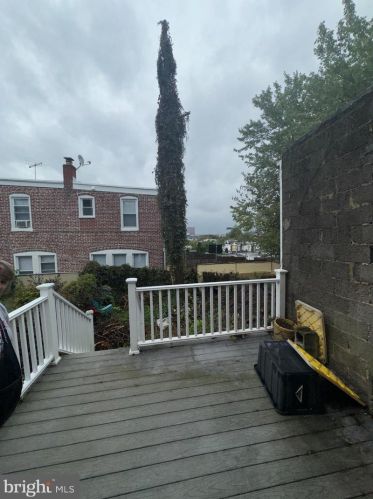 104 Broom St, Wilmington, DE 19805-3939
