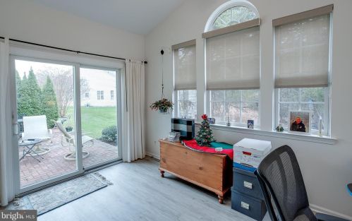 7 Osprey Ln, West Deptford NJ  08086-1809 exterior