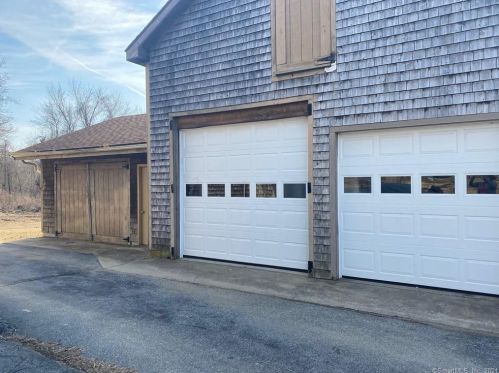 260 Norwich Ave, Colchester, CT 06415-1227
