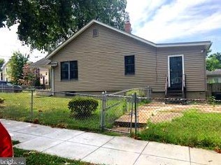 3924 22nd St, Washington, DC 20018-3046