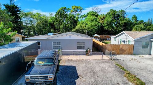 209 3 St, West Palm Beach FL  33403-3418 exterior