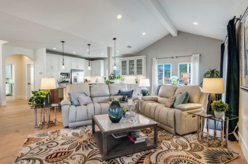 508 Lucia Ave, Redondo Beach, CA 90277-3008
