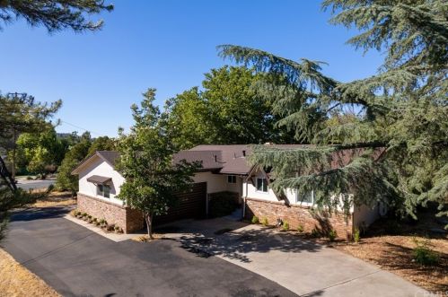 195 Valley View Dr, Oroville CA  95966-3722 exterior