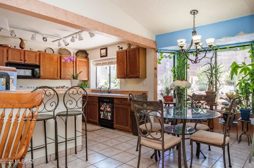 5221 Grouse Way, Tucson AZ 85742-9496 exterior