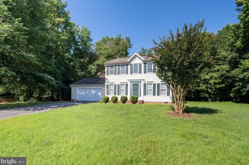 5104 Commons Ct, Fredericksburg, VA 22408-1878