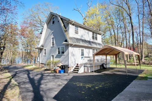 226 Old Mill Rd, West Nyack NY  10994-1414 exterior