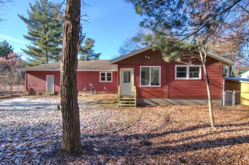 5388 Shore Dr, Eau Claire WI  54703-2073 exterior