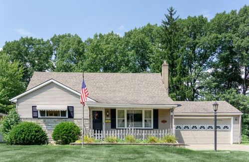 4204 Staatz Dr, Youngstown OH  44511-1805 exterior