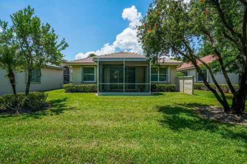 2210 Sapphire Cir, West Palm Beach FL  33411-5196 exterior