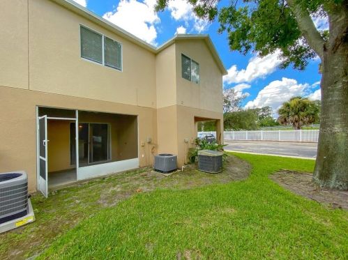 403 Wilton Cir, Sanford FL  32773-4949 exterior
