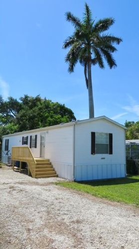 10435 Wood Smoke St, Saint James City FL  33956-3238 exterior