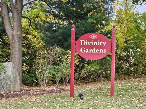 268 Divinity St, Bristol CT  06010-6024 exterior