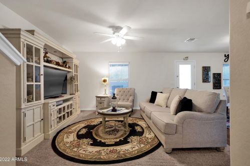 1760 Logan Ln, Casa Grande, AZ 85122-2424