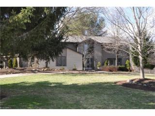 192 Harvest Dr, Akron, OH 44333-1718