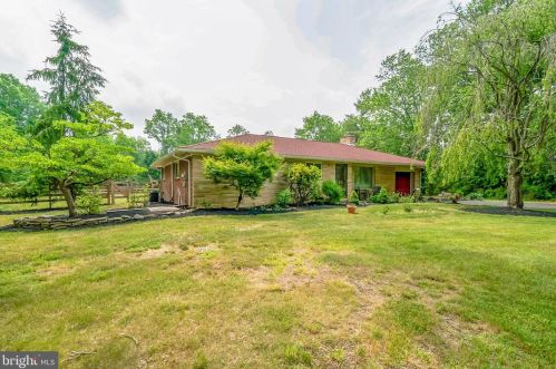 2016 Bethel Rd, Lansdale, PA 19446-5920