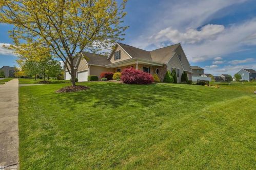 4862 Coatbridge Ln, Walnutport, PA 18088-9385