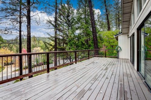 19315 Chaparral Cir, Lake Wildwood CA  95946-9408 exterior