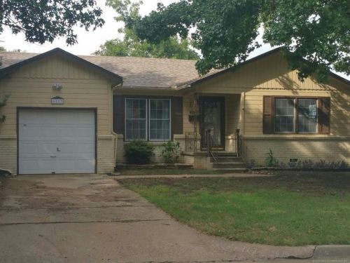 6117 19th St, Tulsa, OK 74112-7207