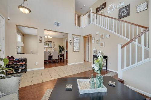 336 Tilden Cir, Vacaville CA  95688-9485 exterior