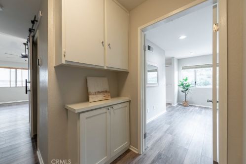 23128 Calvello Dr, Santa Clarita CA  91354-1360 exterior