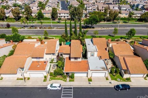 406 Massachusetts Ln, Placentia CA  92870-5017 exterior