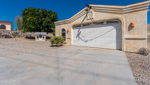 3841 Silver Clipper Ln, Lake Havasu City, AZ 86406-9251