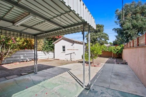 3540 Olive Ave, Long Beach CA  90807-4644 exterior