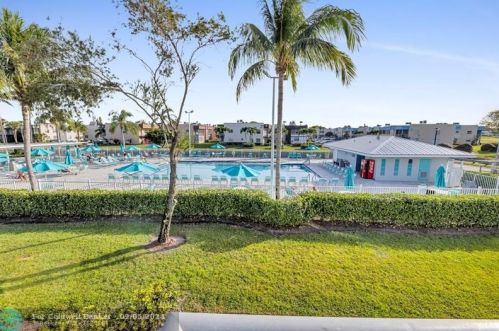 429 Burgundy I, Delray Beach FL  33484-4964 exterior