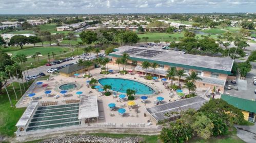 155 Valencia G, Delray Beach FL  33446-2055 exterior