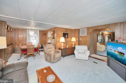 6705 Fisher Dr, Spotsylvania VA  22551-2613 exterior