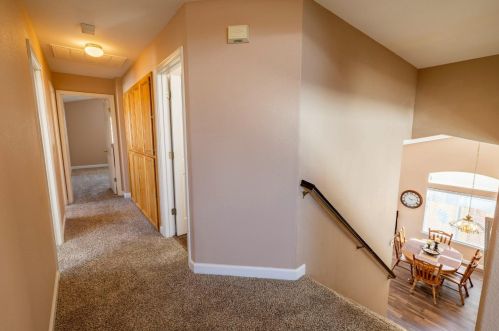 8686 White Peacock Way, Elk Grove CA  95624-3701 exterior