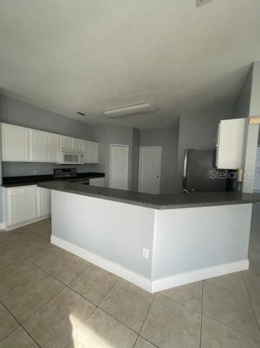 3552 Valleyview Dr, Kissimmee, FL 34746-2870
