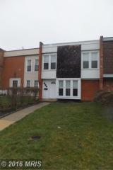 303 Roanoke Dr, Leesburg, VA 20175-4006
