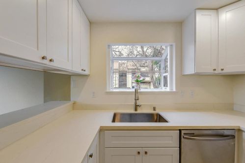 4884 Pine Forest Pl, San Jose, CA 95118-5210
