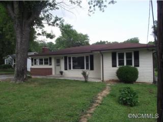 130 Williams Rd, Hendersonville, NC 28792-2933