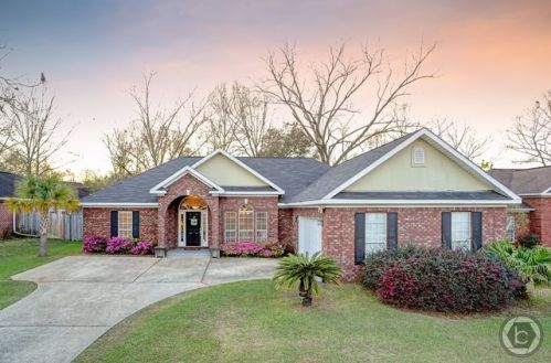 1756 Augusta Dr, Mobile, AL 36695-9268