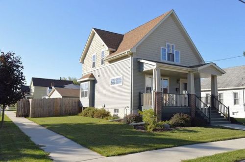 2103 45 St, Kenosha WI  53140-2625 exterior