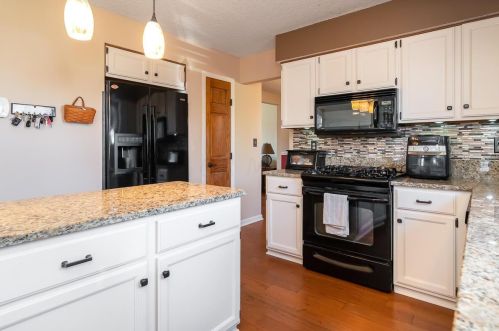 3362 Marshrun Dr, Darbydale OH  43123-1878 exterior