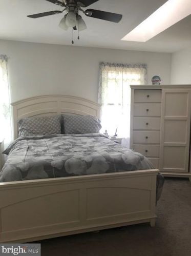 151 Evan Ct, West Deptford, NJ 08086-2007