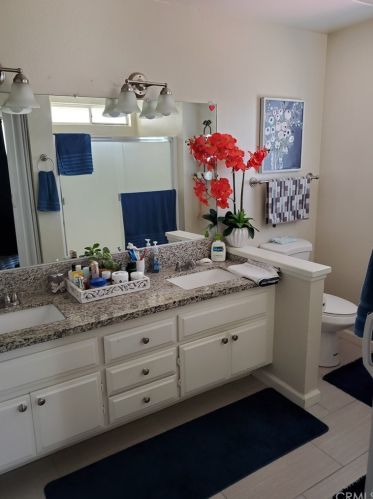 6742 Dove Ln, Riverside CA  92506-5000 exterior