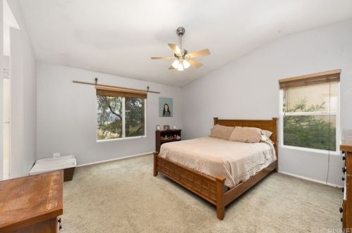 28030 Gibraltar Ln, Santa Clarita CA  91384-4548 exterior