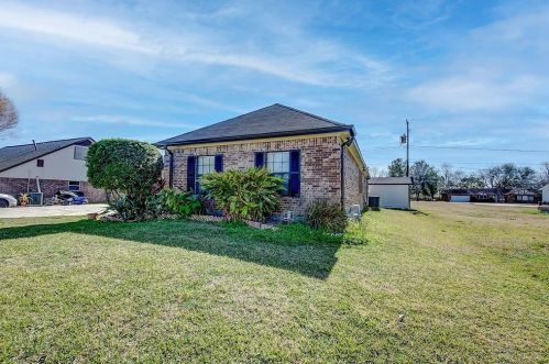 11004 San Jacinto Dr, Morgans Point TX  77571-9534 exterior