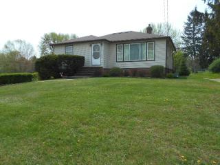 20467 Westwood Dr, Cleveland, OH 44149-3954