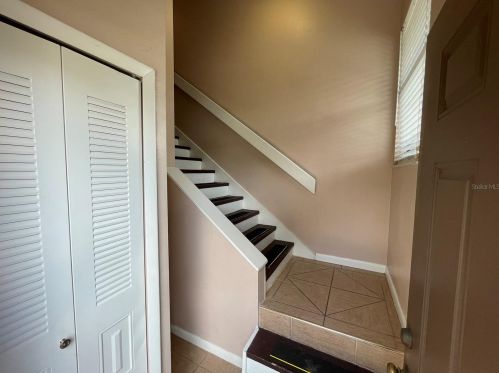 3000 Semoran Blvd, Orlando, FL 32822-2718