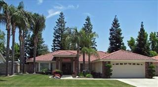 7501 Feather River Dr, Bakersfield, CA 93308-6447