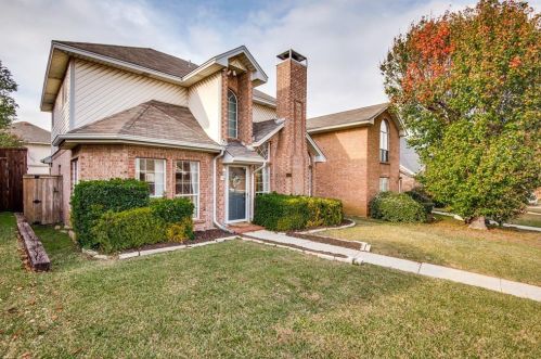 1407 Ranchview Ct, Carrollton, TX 75007-2967
