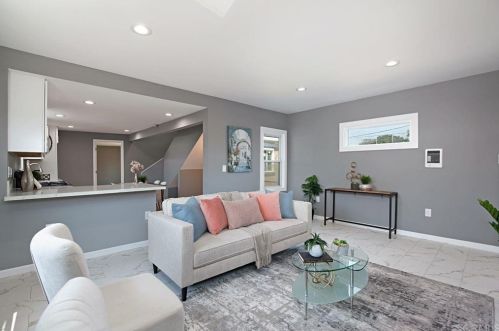 4762 Castle Ave, San Diego CA  92105-2913 exterior