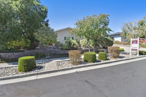 6577 Little Falls Dr, San Jose, CA 95120-4050