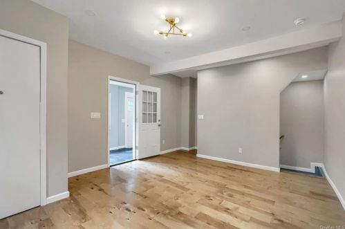 24 South St, Highland Falls NY  10928-1421 exterior